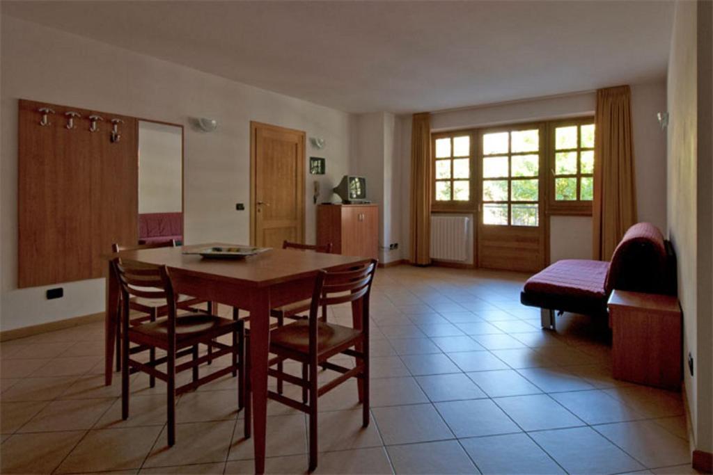 Residence Le Orchidee Bormio Room photo